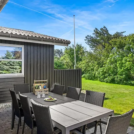 Feriehus Henryette - 200m From The Sea By Interhome Løkken