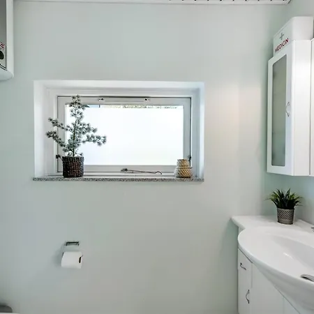 Henryette - 200m From The Sea By Interhome *